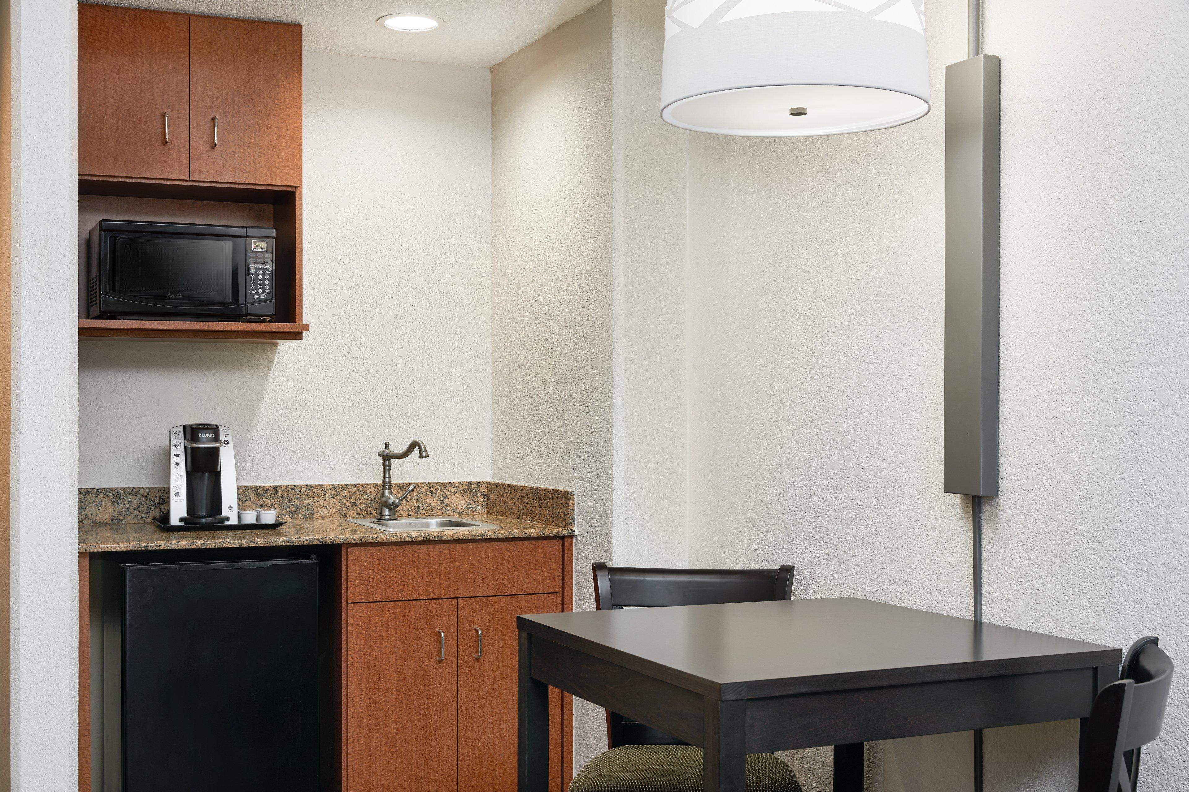 Holiday Inn Express & Suites Jacksonville South East - Medical Center Area By Ihg Exterior photo